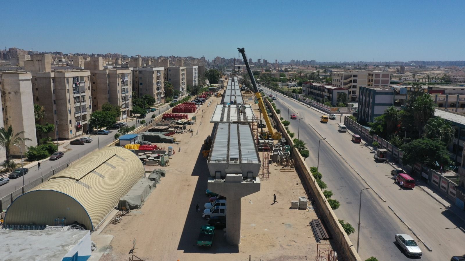 شاهد أعمال تركيب الكمرات وتقدم أعمال تنفيذ مشروع مترو الإسكندرية