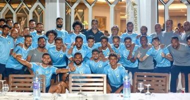 نبيل الكوكي يقيم مأدبة عشاء للاعبى وأفراد بعثة المصرى بمعسكر تونس