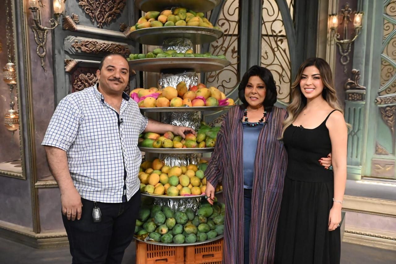 ميرنا جميل تكشف عن عشقها للمانجو بطريقة طريفة مع إسعاد يونس