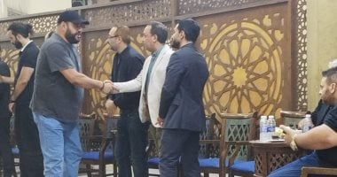 محمد هنيدى وعمر السعيد وتامر عبد المنعم وإدوارد يشاركون فى عزاء شقيق خالد جلال