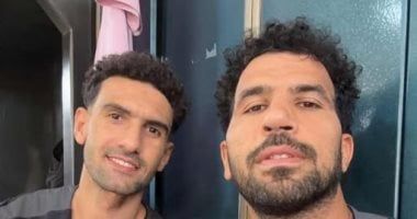 رسالة إيجابية من غرفة ملابس الزمالك.. المهدى سليمان ينشر صورة مع عواد
