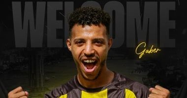 المقاولون العرب يعلن ضم إسلام جابر لاعب الزمالك السابق