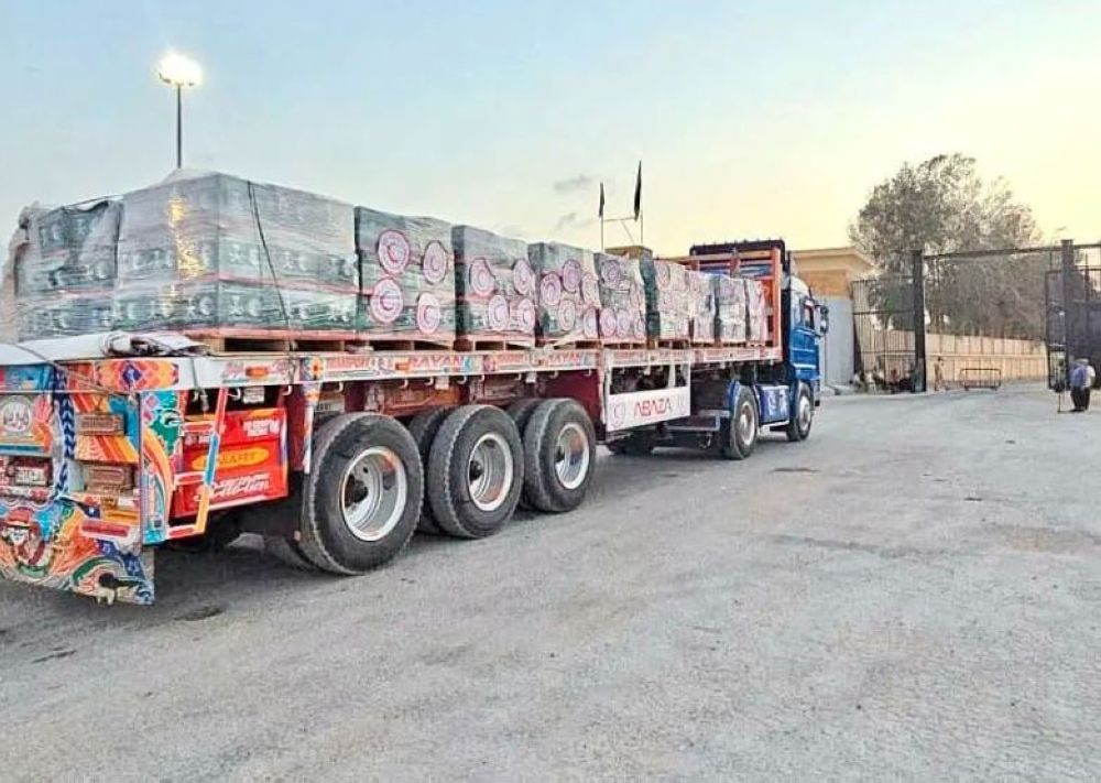 أخبار من السعودية.. صور| 7 شاحنات إغاثية جديدة تدخل قطاع غزة من مركز الملك سلمان للإغاثة - عاجل