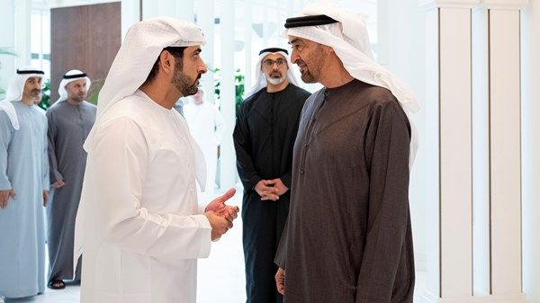 رئيس الدولة يستقبل حمدان بن محمد بن راشد