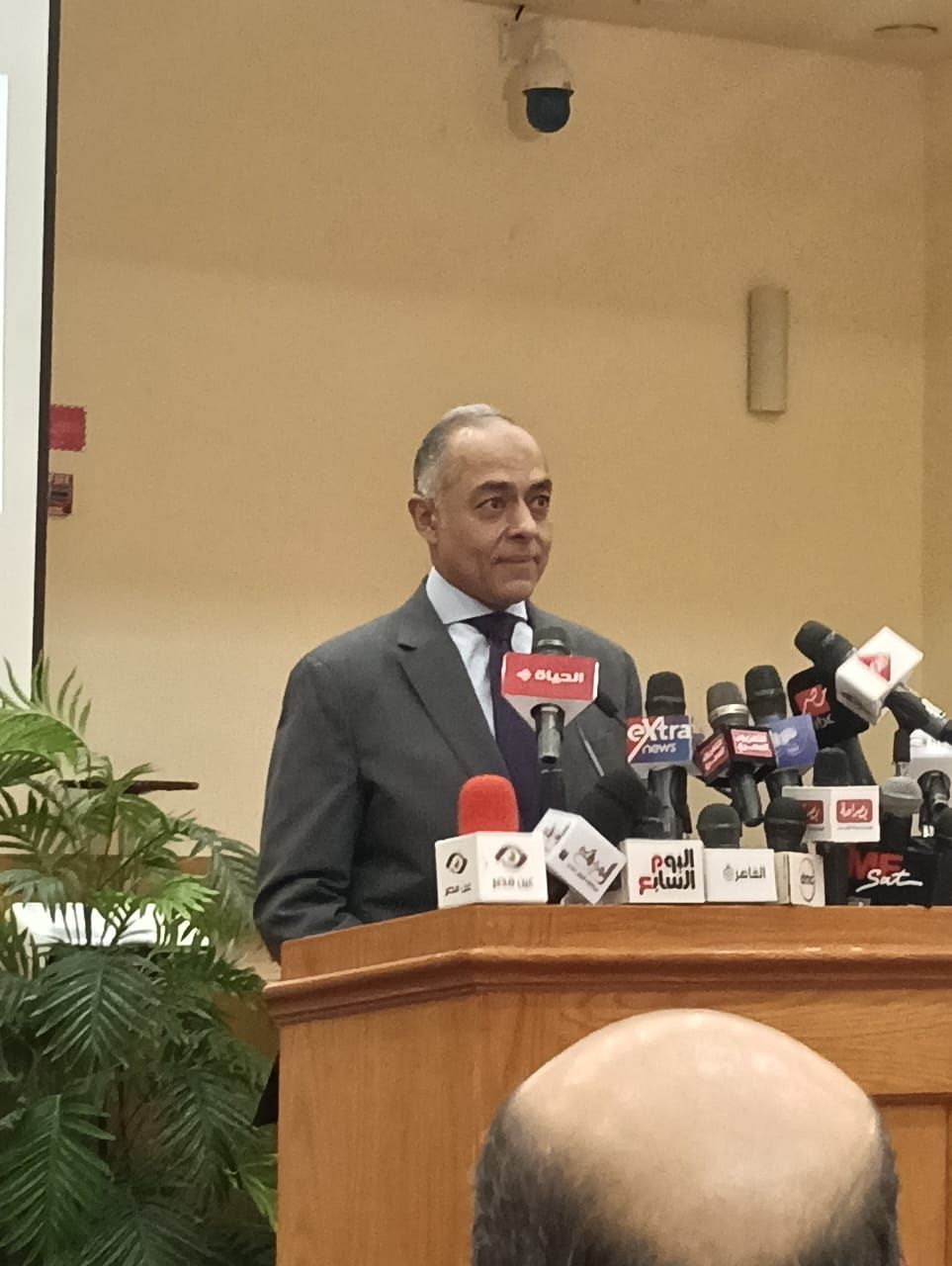 كارنيهات بـ"باركود" لـ25 ألف متابع محلى ودولى وإعلامى لانتخابات مجلس الشيوخ - الخليج 365