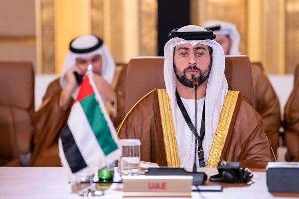 الإمارات تشارك في الاجتماع الوزاري لفريق الاتصال المعني بالصومال في الدوحة