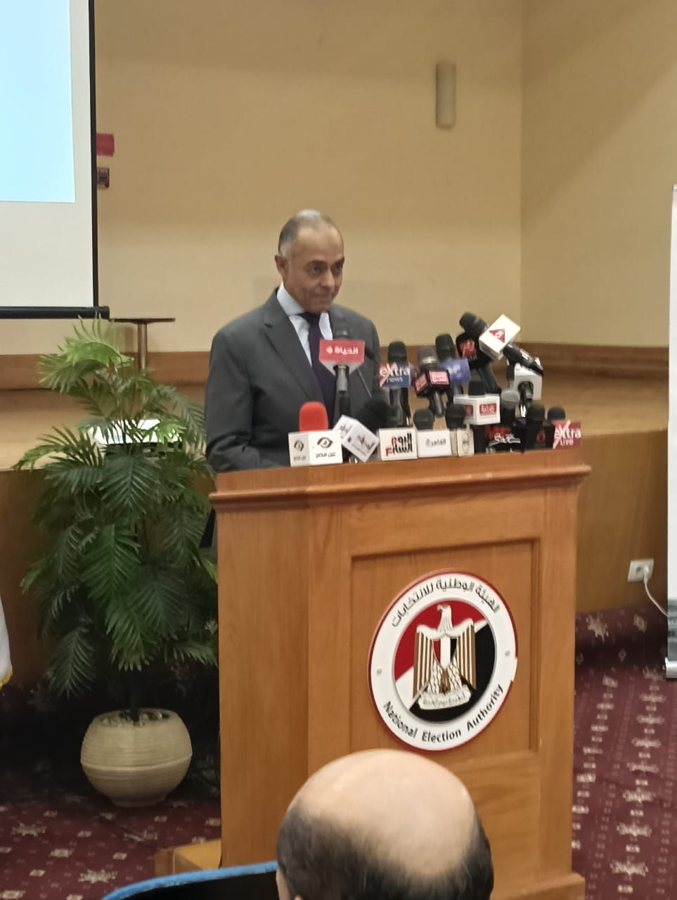كارنيهات بـ"باركود" لـ25 ألف متابع محلى ودولى وإعلامى لانتخابات مجلس الشيوخ - الخليج 365