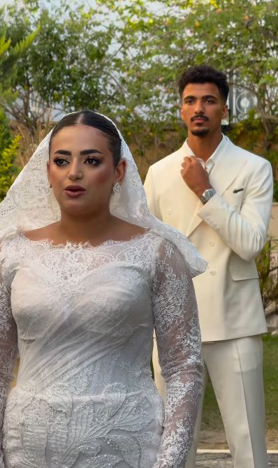 حسام عبد المجيد مدافع الزمالك يحتفل بعقد قرانه.. صور