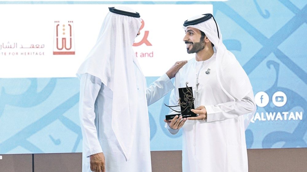 نهيان بن مبارك: رئيس الدولة حريص على تمكين أبناء وبنات الوطن