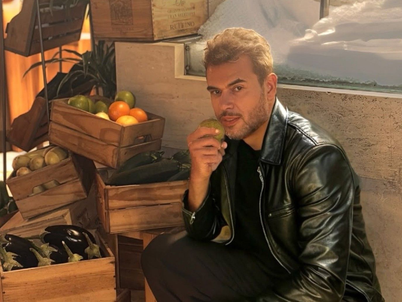 أول تعليق من سامو زين بعد طرح أغنية باب وخبط وعودته للإخراج