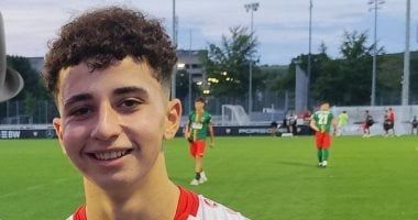 شاهد .. ظهور ناشئ الأهلى بلال عطية في تدريبات شتوتجارت الألماني