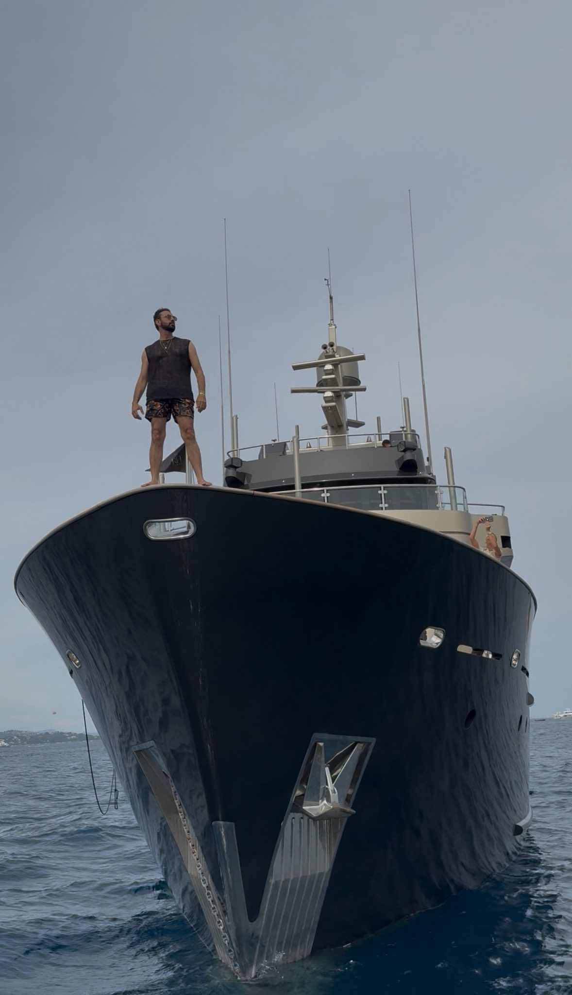 صيف 2025 يجمع محمد كريم وجيمي فوكس في سان تروبيه بفرنسا