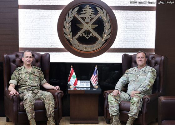 قائد الجيش التقى قائد القيادة الوسطى الأميركية وبحثا سبل تعزيز التعاون بين الجيشَين