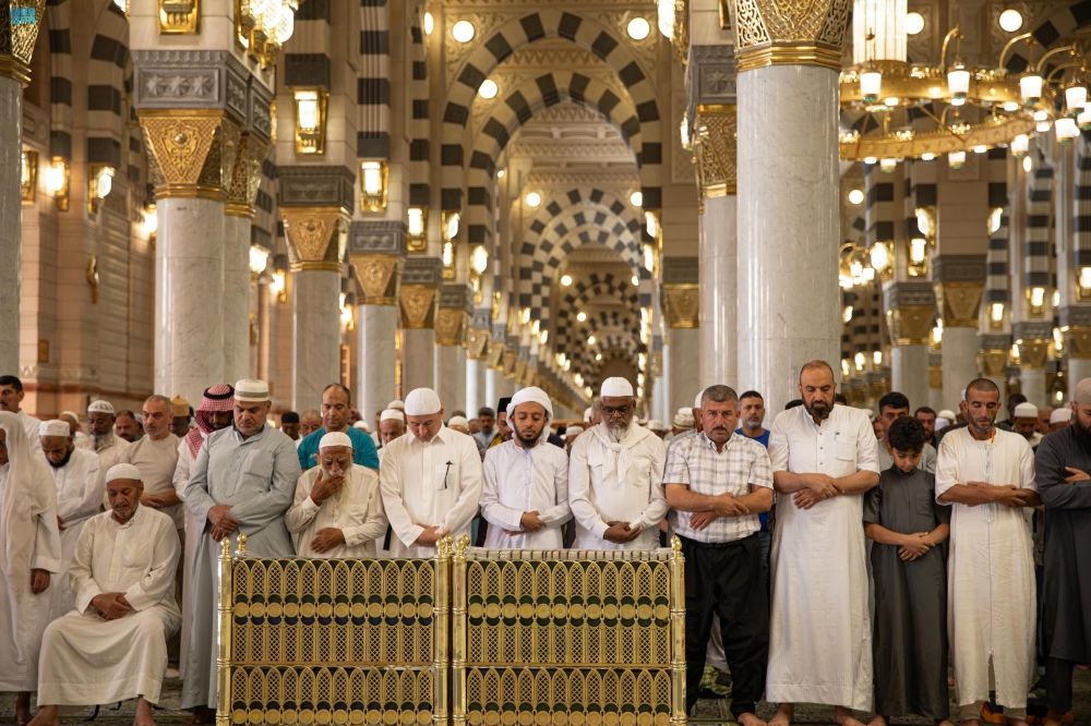أخبار من السعودية.. ترجمة خطبتي الجمعة في الحرمين الشريفين إلى 15 لغة عالمية