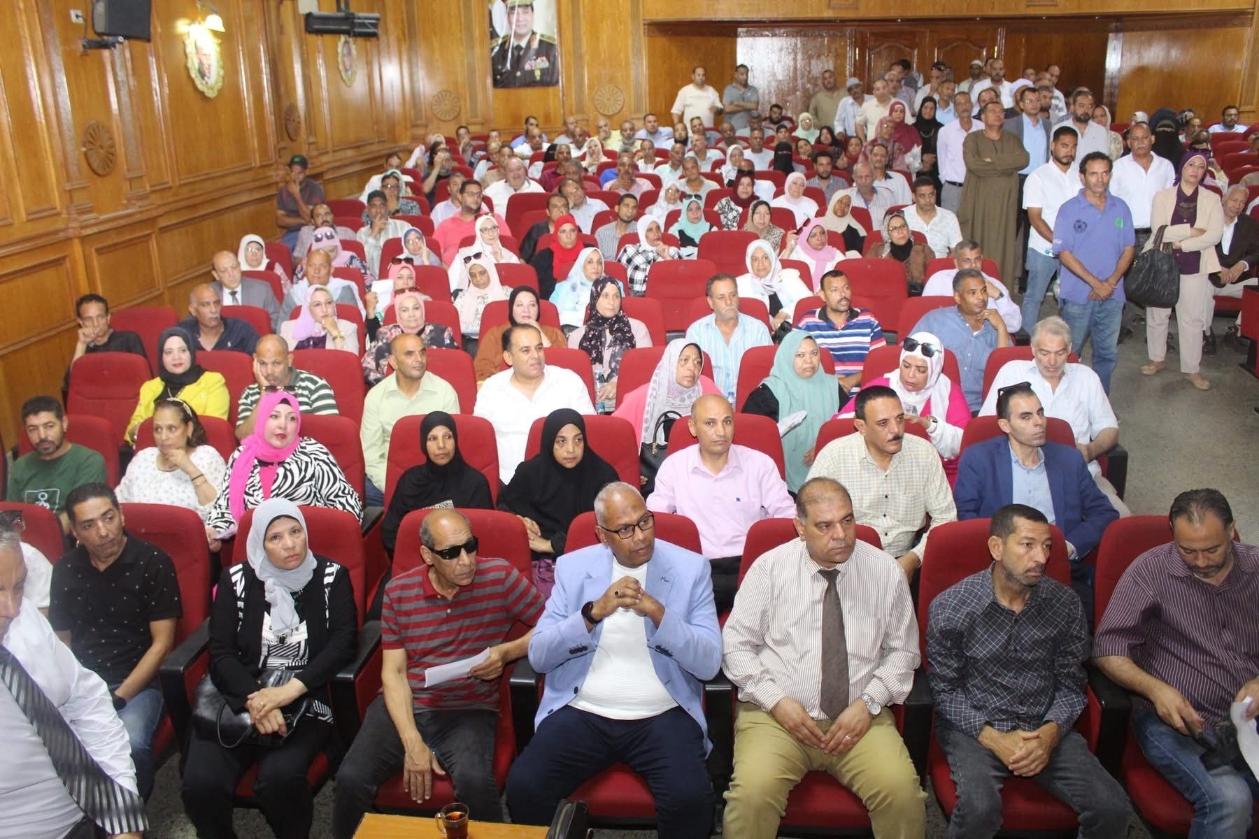 مدارس الجيزة تنهى استعداداتها لاستقبال لجان انتخابات الشيوخ