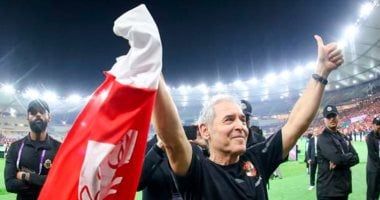 كولر ينشر صور له مع الأهلى عقب حل أزمة العقد على إنستجرام