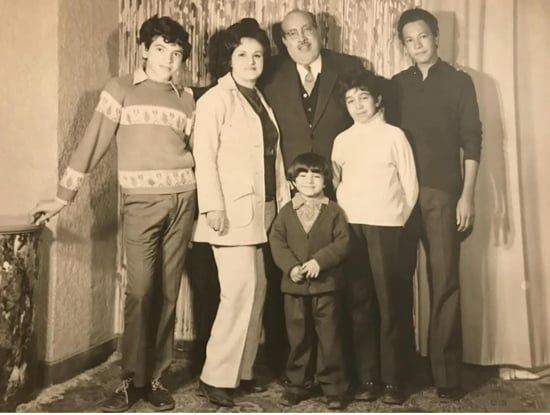 خالد جلال ينشر صور نادرة مع شقيقه الراحل حسن ويعلق كان أبويا