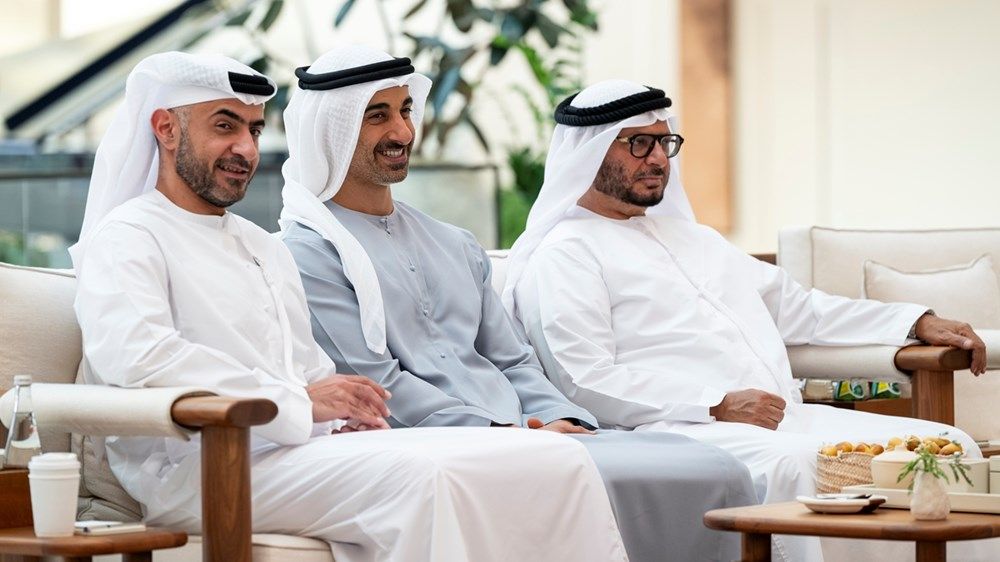 رئيس الدولة يستقبل حمدان بن محمد بن راشد