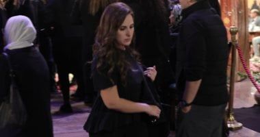 سوسن بدر وشيرى عادل تقدمان واجب العزاء فى رحيل لطفى لبيب