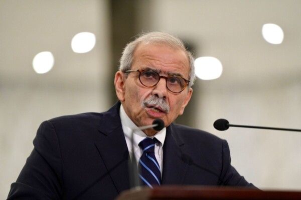 سلام دعا إلى جلسة وزارية يوم الثلاثاء لاستكمال البحث في بسط السيادة ووقف الأعمال العدائية