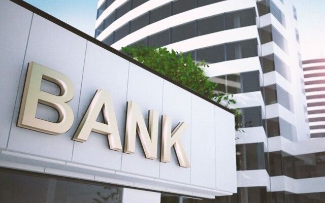 قانون اصلاح القطاع المصرفي: غياب الاتفاق على توزيع الخسائر ومخاوف لدى المودعين من محو جزء من أصولهم