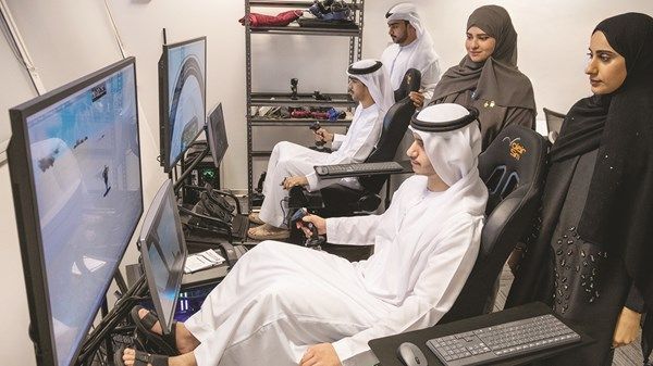 متدربون في «لوكهيد مارتن»: تطوير المهارات في مجال التكنولوجيا والدفاع