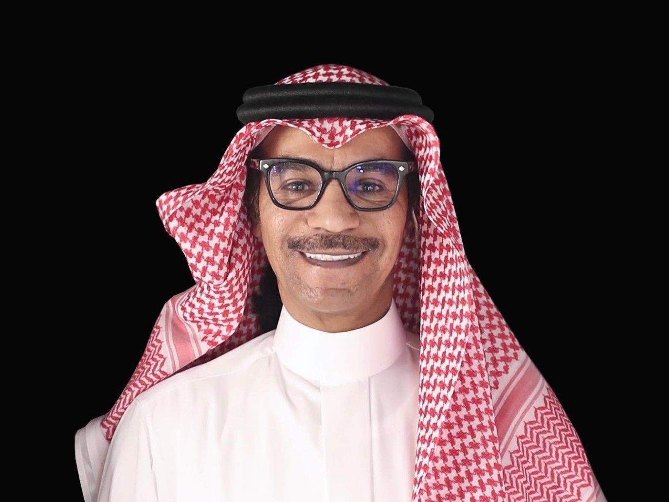 رابح صقر يطمئن جمهوره بعد تعرضه لوعكة صحية على المسرح