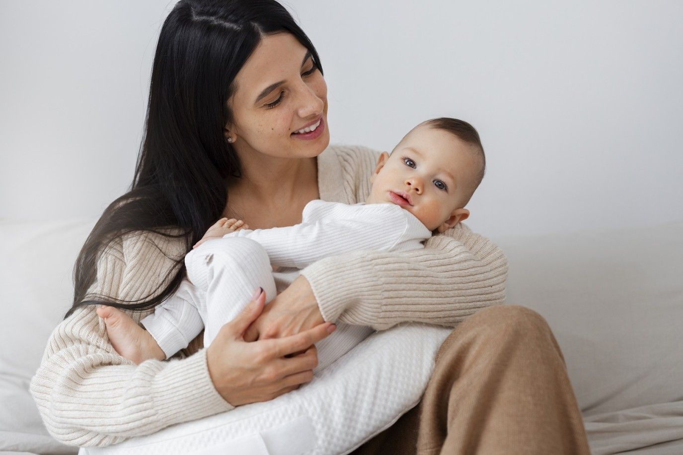 في أسبوع الرضاعة الطبيعية: 10 حقائق مذهلة عن حليب الأم