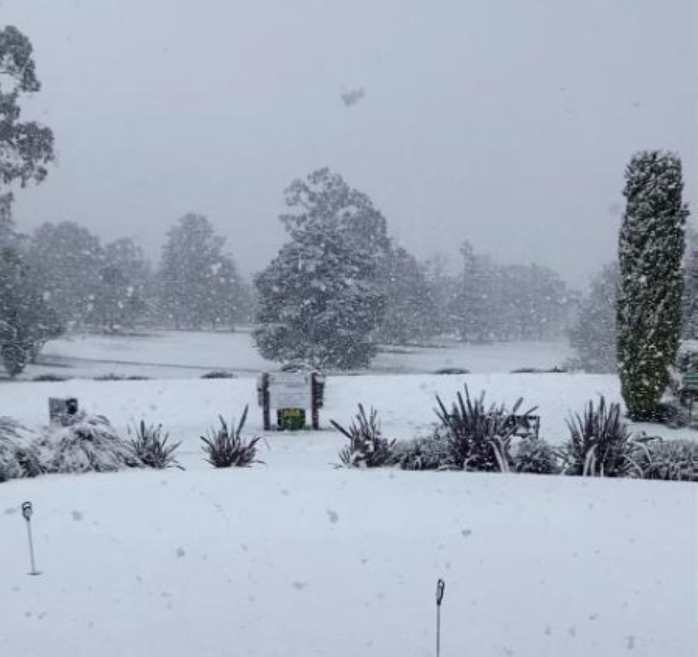 عاجل: الأكبر منذ منتصف الثمانينات.. ثلوج غزيرة وفيضانات تضرب أستراليا