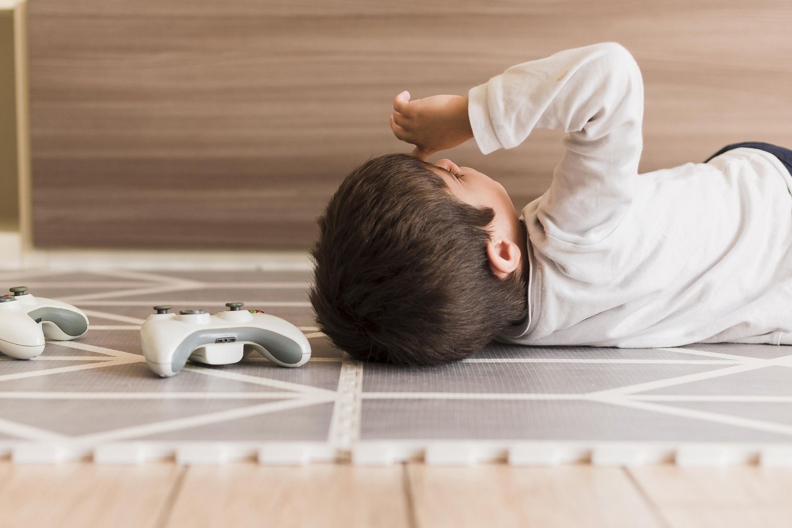 إصابة الرأس لدى طفلك: تعرّفي ما إذا كانت طفيفة أم خطيرة