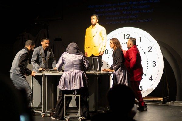 انطلاق عرض أول مسرحية سعودية في تاريخ مهرجان “فرينج” الدولي بالعاصمة الإسكتلندية