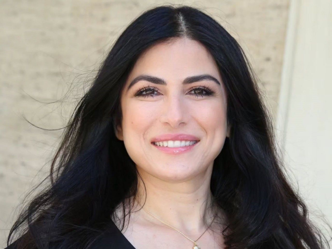 هبة القواس لـ الخليج 365 من مهرجان BIAF 2025: التكريم يعطي إحساساً بالدفء