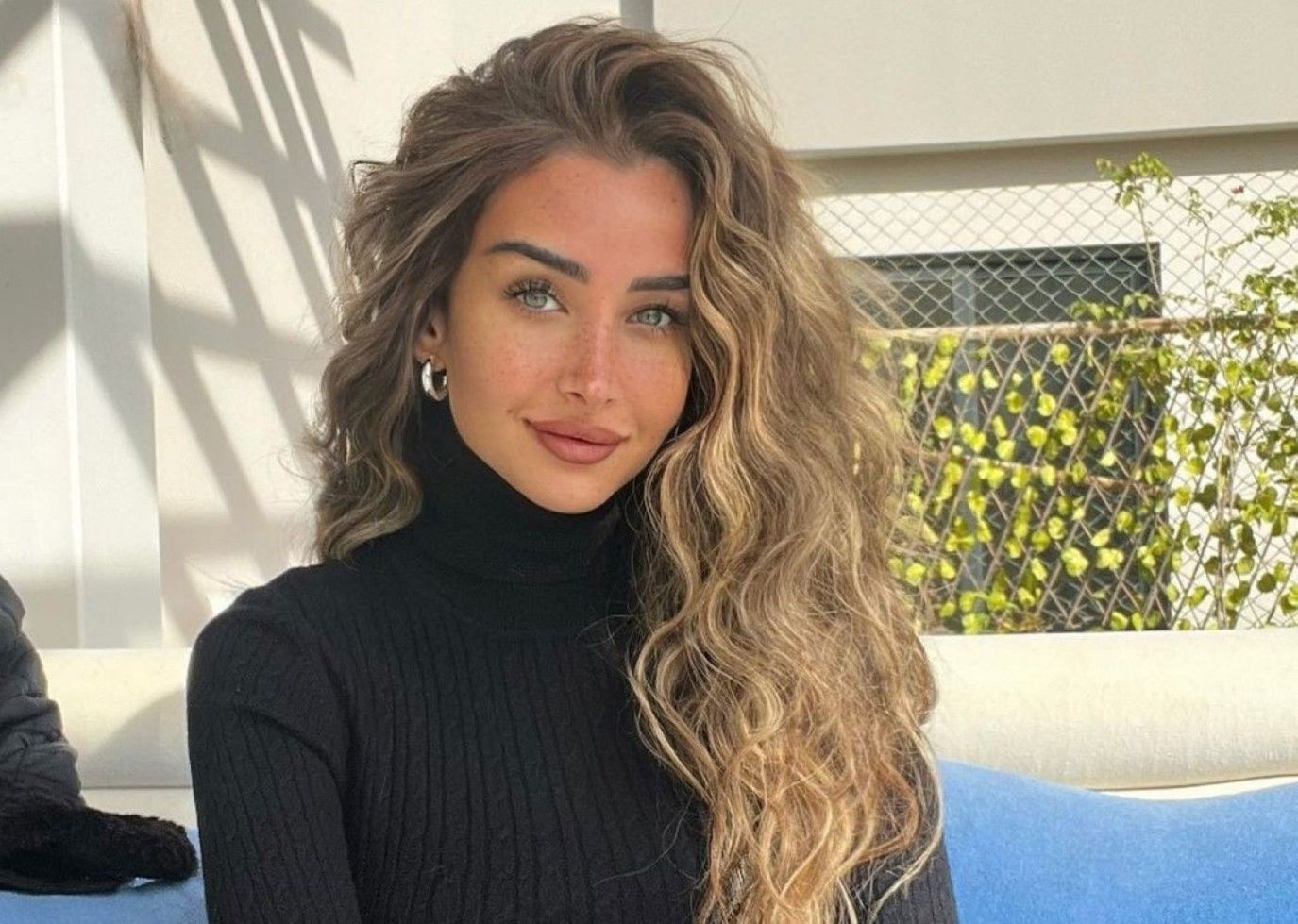 هنا الزاهد تنجو من الموت غرقا بأعجوبة.. فما القصة؟! 