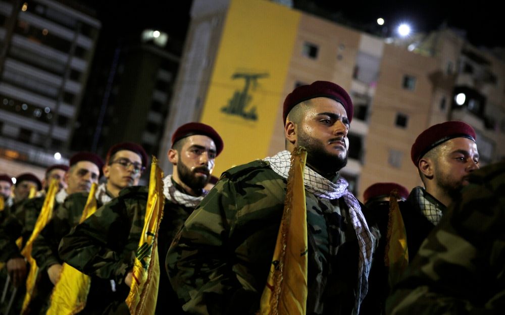 لبنان.. حزب الله يرفض تحديد جدول زمني لتسليم السلاح