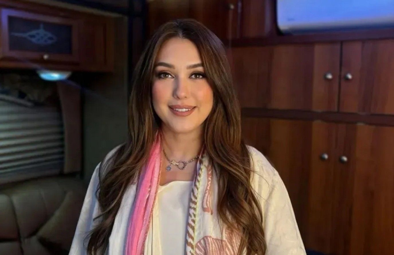 كندة علوش توجه رسالة دعم مؤثرة لأنغام بعد وعكتها الصحية