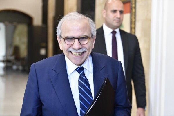 سلام: مجلس الوزراء قرر استكمال النقاش الخميس وتكليف الجيش وضع خطة لحصر السلاح قبل نهاية هذا العام