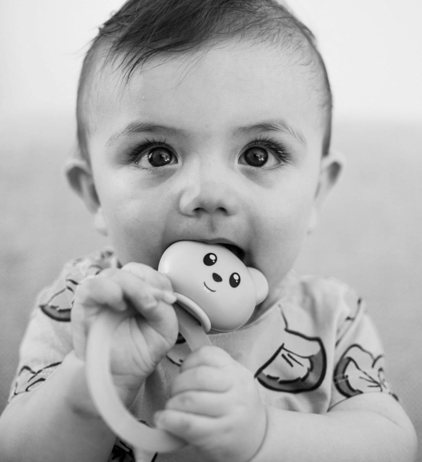 وصفات طبيعية ونصائح فعّالة للتسنين من دون ألم  