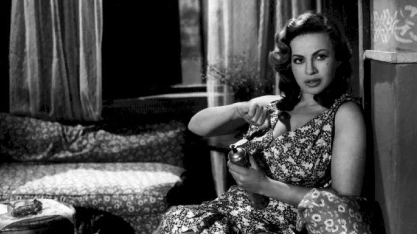 في ذكرى وفاتها.. كيف تحدثت هند رستم عن أحمد رمزي وعملها معه بالسينما؟