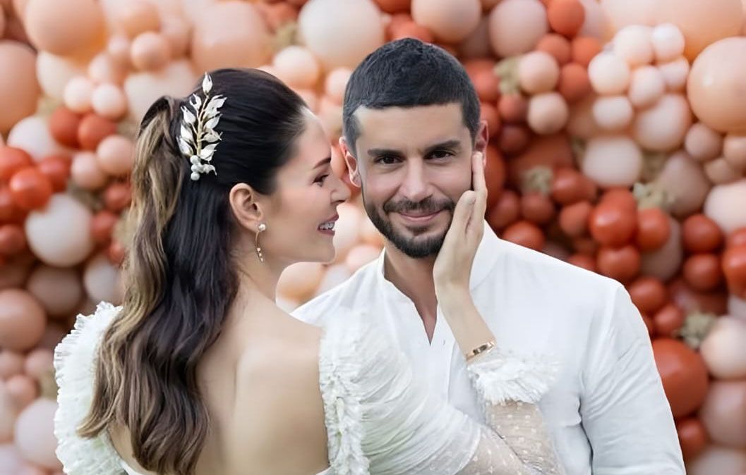 فضيحة تهزّ نجم الدراما التركيّة… هل خان بيرك أوكتاي زوجته مع زميلته؟