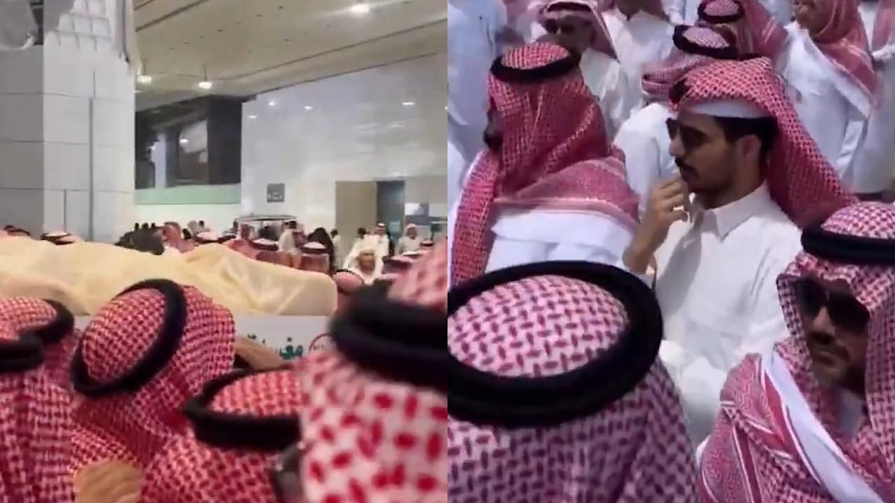 تشييع جثمان محمد القاسم بعد الصلاة عليه في المسجد الحرام في مشهد مهيب.. فيديو وصور