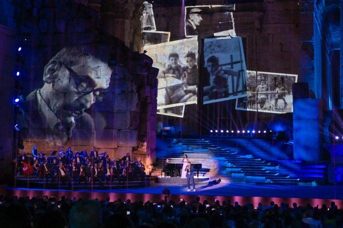 هبة طوجي تتألق بحفل استثنائي في مهرجانات بعلبك الدولية بـ "حقبات"