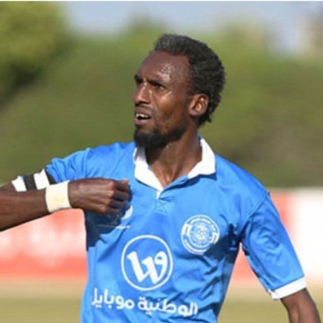 صلاح يشعل تفاعلاً بسؤاله عن مقتل لاعب فلسطيني في غزة