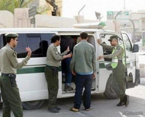 بالفيديو: القبض على مقيمين من الجنسية اليمنية قاما بالتفحيط في شوارع الرياض