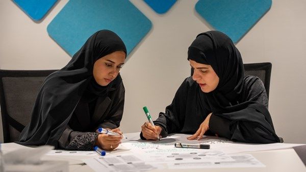 "الشارقة للتعليم الخاص" تطلق الدفعة الخامسة من "معلم وأفتخر"
