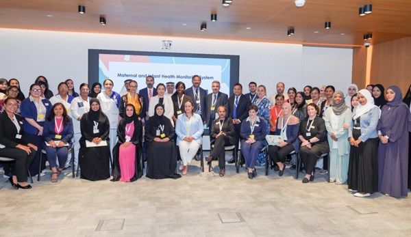 تكريم 18 مستشفى بأبوظبي لدورها في تعزيز صحة الأمهات والأطفال حديثي الولادة