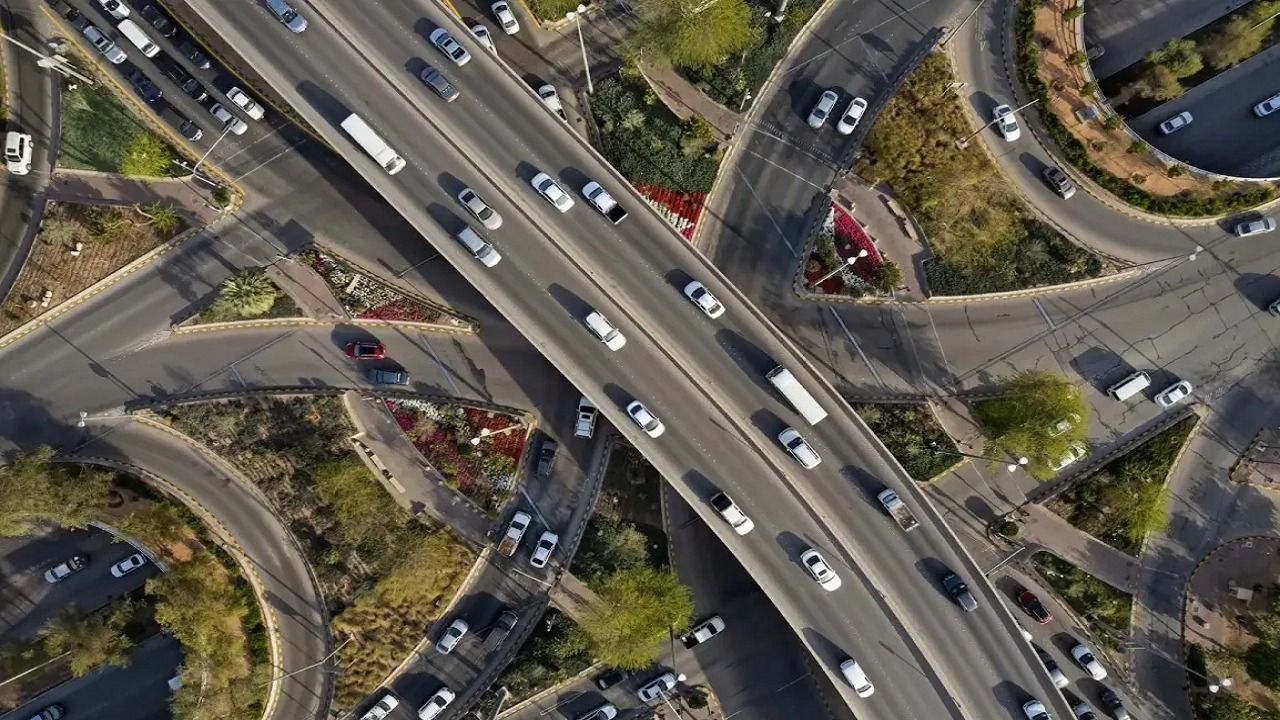 هيئة الرياض تفعل تحويلة مرورية على الطريق الدائري الغربي الفرعي وطريق جدة