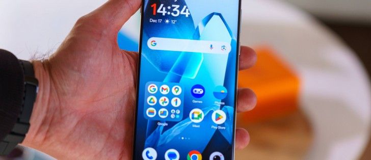 تكنولوجيا: هاتف OnePlus 15 قادم بلون أسود فائق العمق