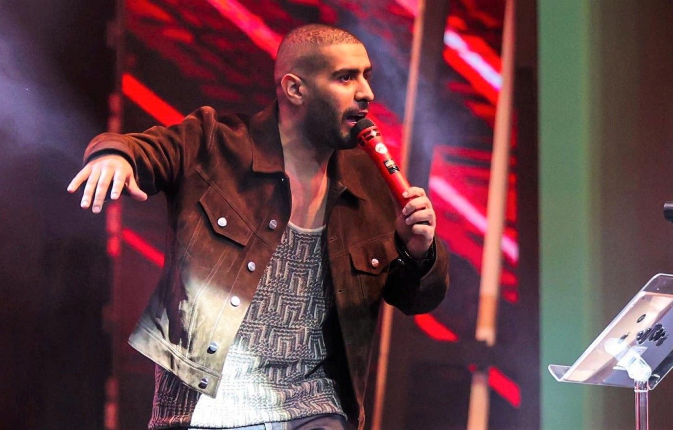 بدر الشعيبي يشارك جمهوره كواليس فيديو كليب يلا نغني من ألبومه الرقم الصعب