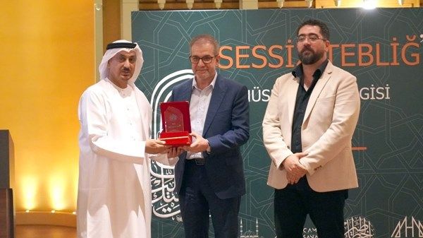 ديواني - الشارقة يحصد تكريماً دولياً جديداً في إسطنبول