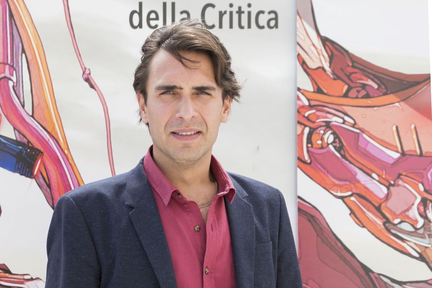 أولاش تونا بطل مسلسل رومانسي جديد.. ودينيز بايسال حبيبته في العمل